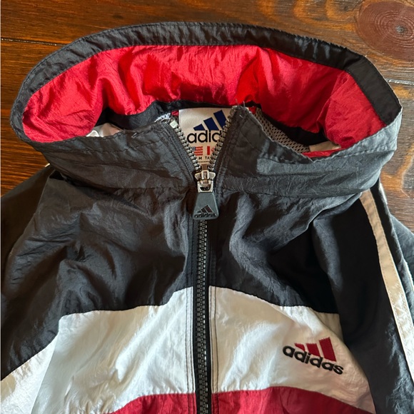 Vintage Adidas Windbreaker - Picture 6 of 6